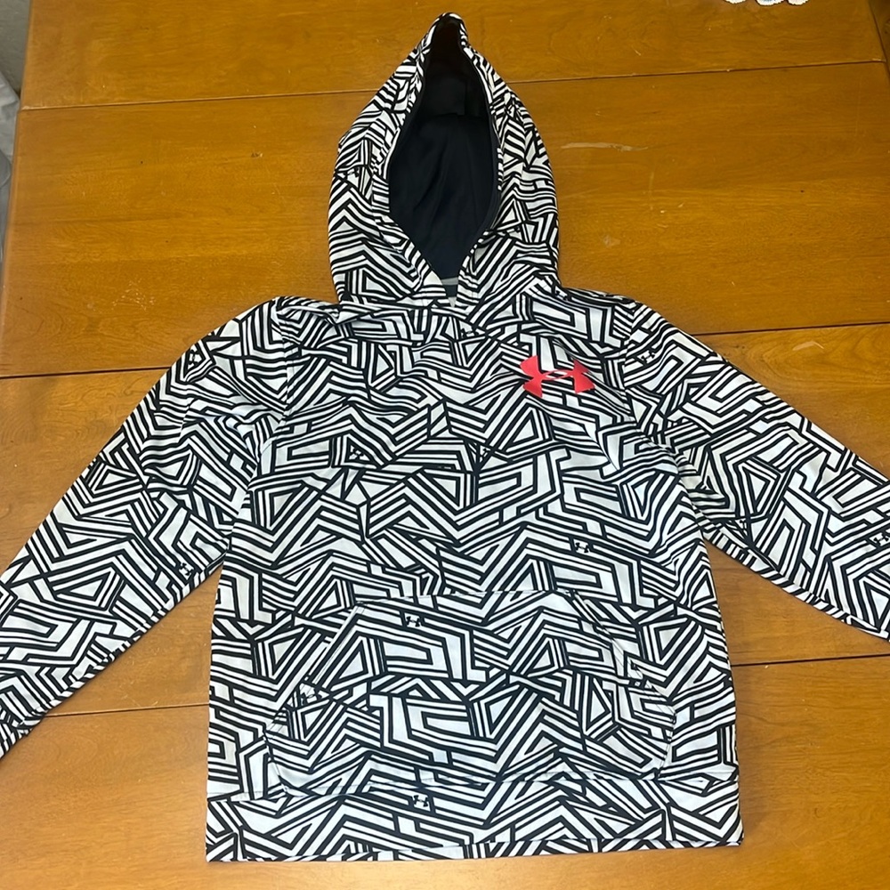 Under Armour loose coupe lache kid size YM/JM